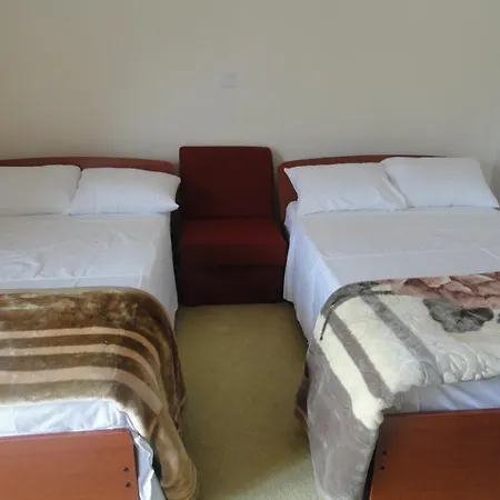 City And Hills View Apartment Nuwara Eliya Room photo